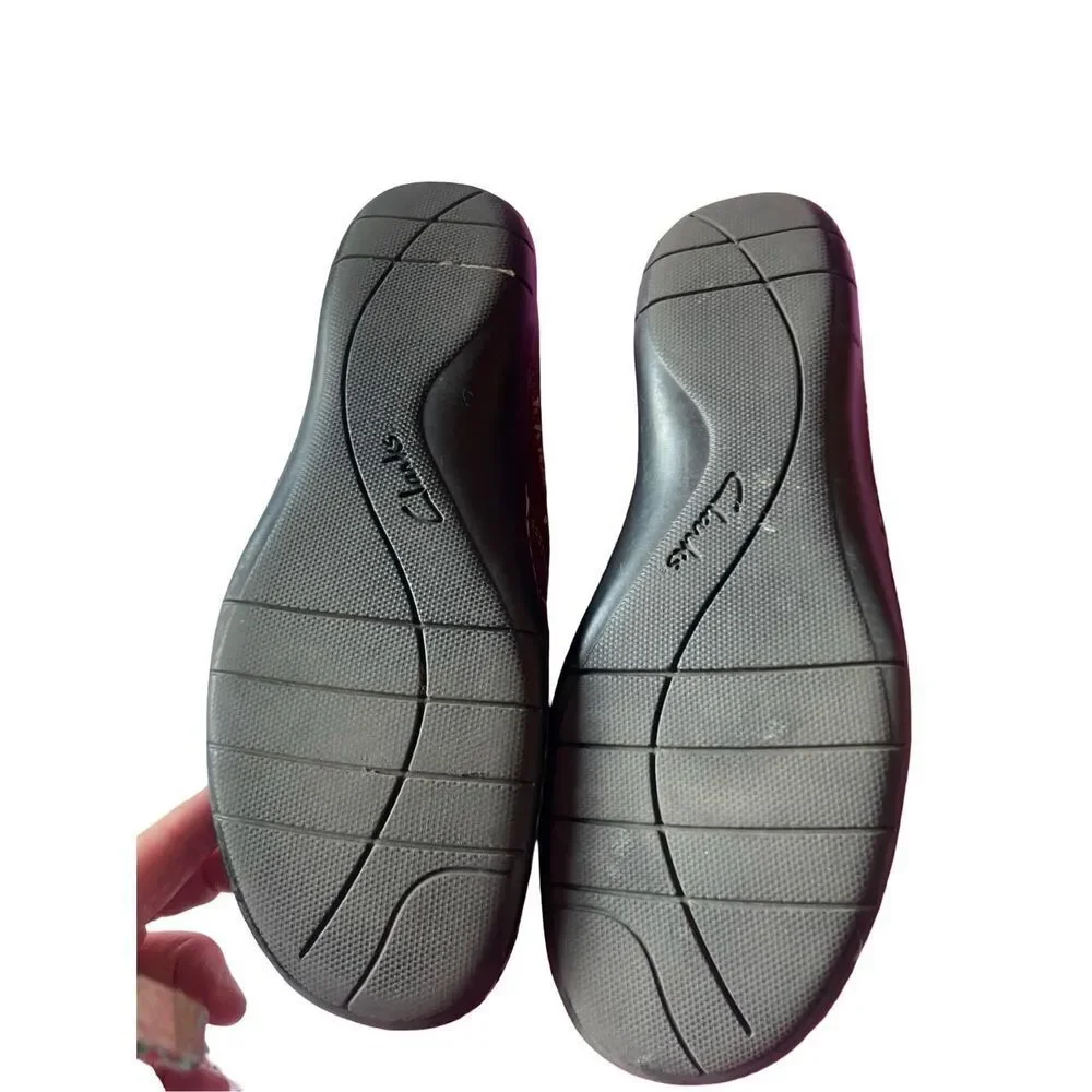 Clarks womens brown